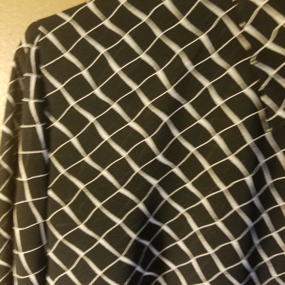 Pattern Blouse - Picture 3 of 3